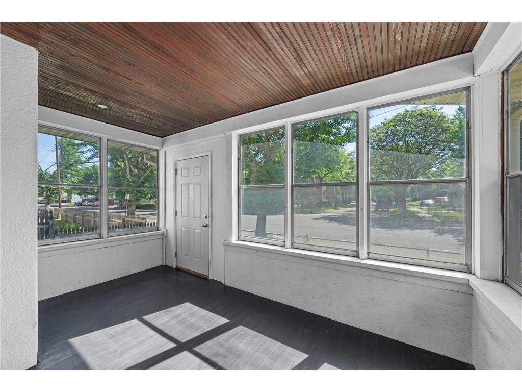 631 Western Avenue N Saint Paul MN 55103 7088554 image3