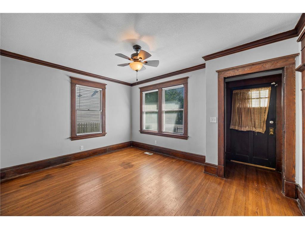631 Western Avenue N Saint Paul MN 55103 7088554 image4