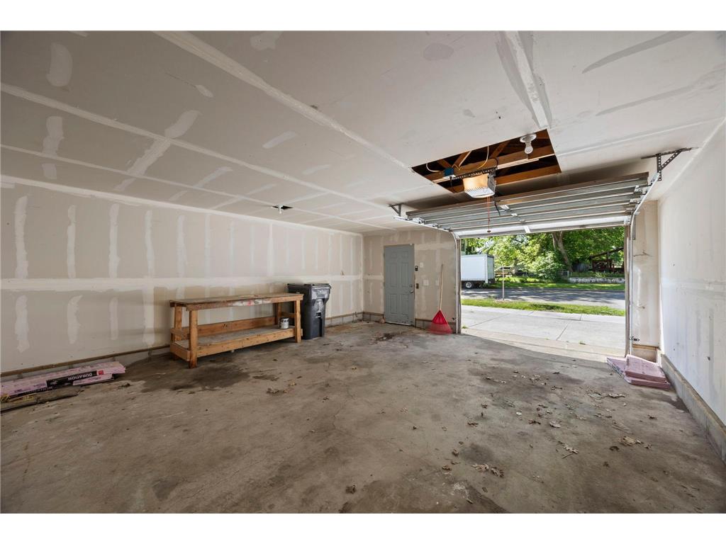 631 Western Avenue N Saint Paul MN 55103 7088554 image44