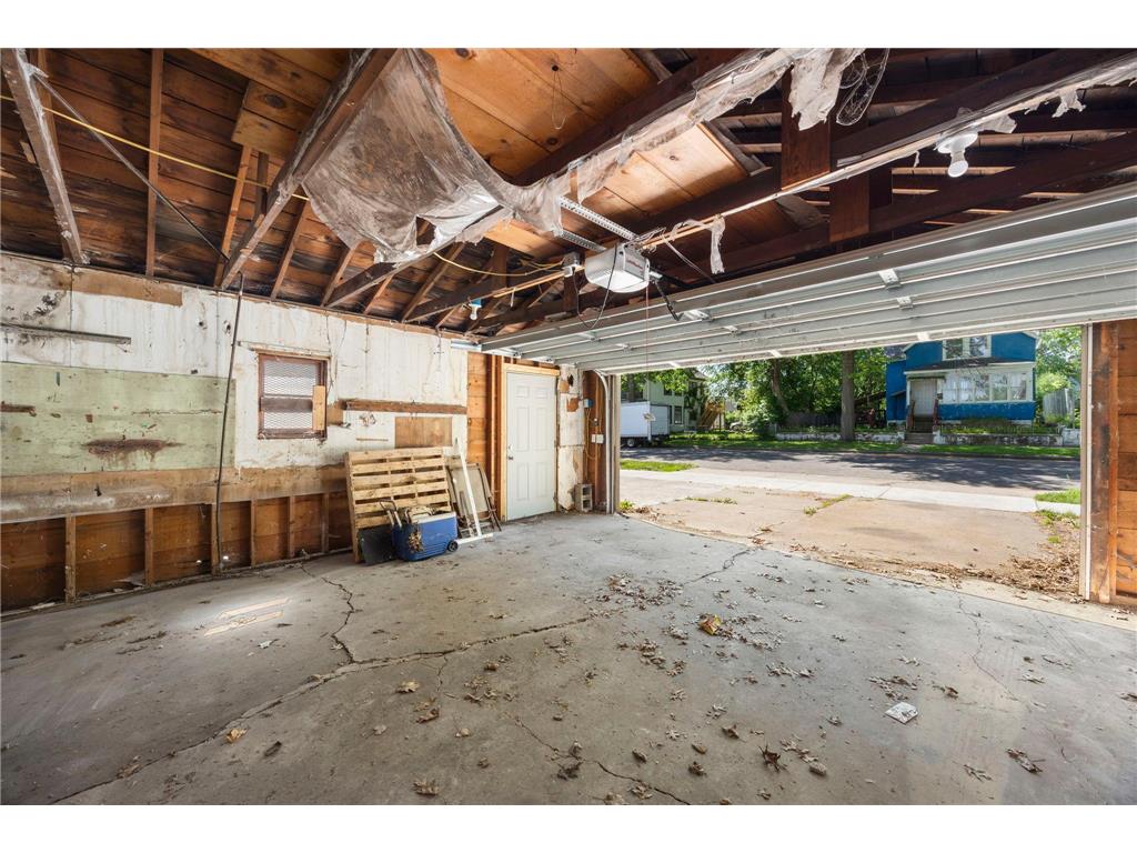 631 Western Avenue N Saint Paul MN 55103 7088554 image46