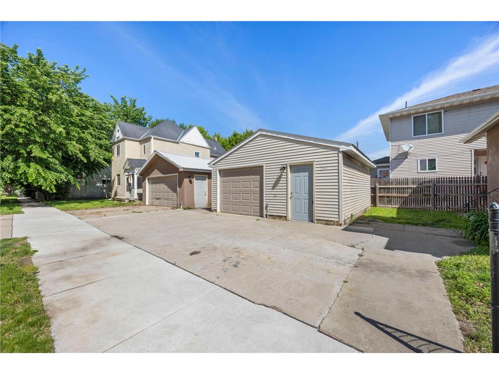 631 Western Avenue N Saint Paul MN 55103 7088554 image50