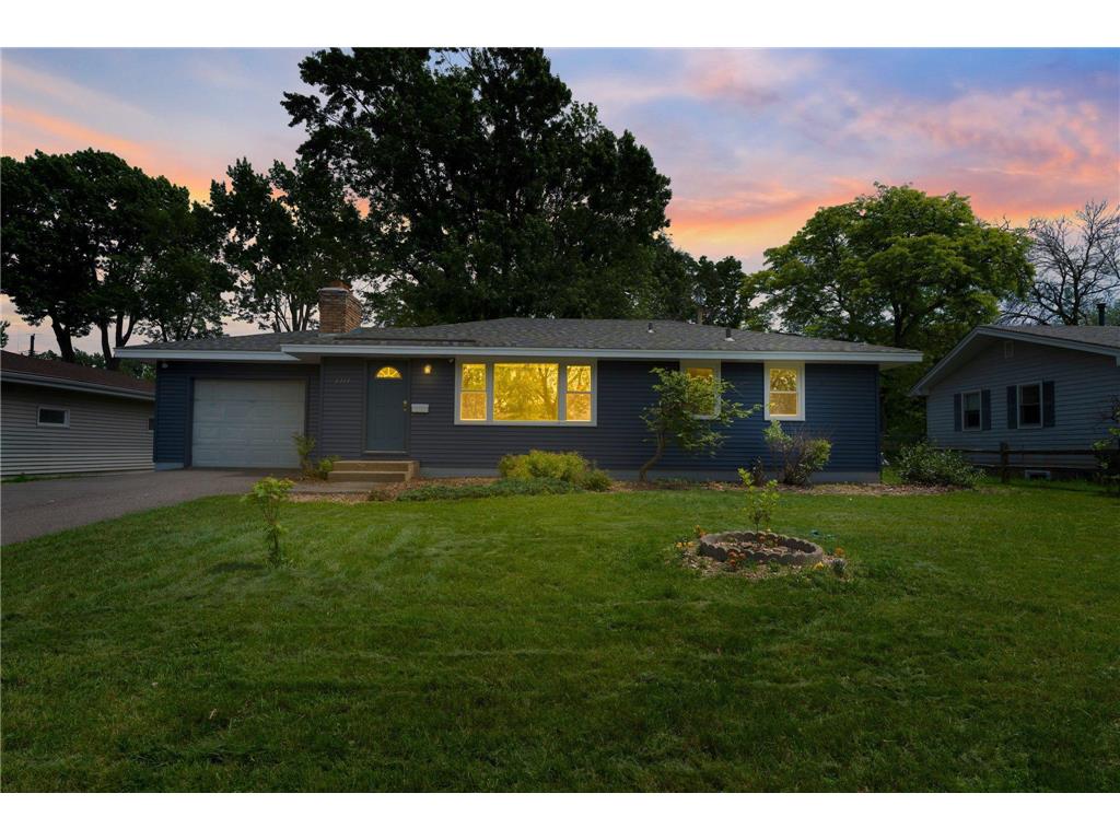 6311 Monroe Street NE Fridley MN 55432 6736042 image1