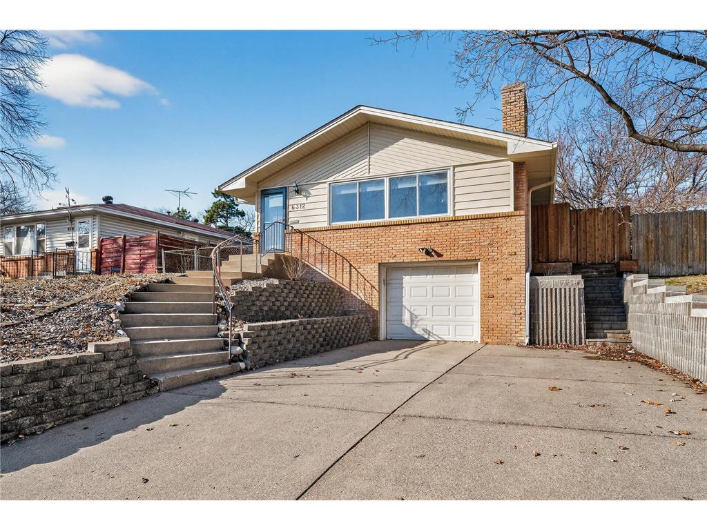 6312 Knoll Street N Golden Valley MN 55427 7042096 image1