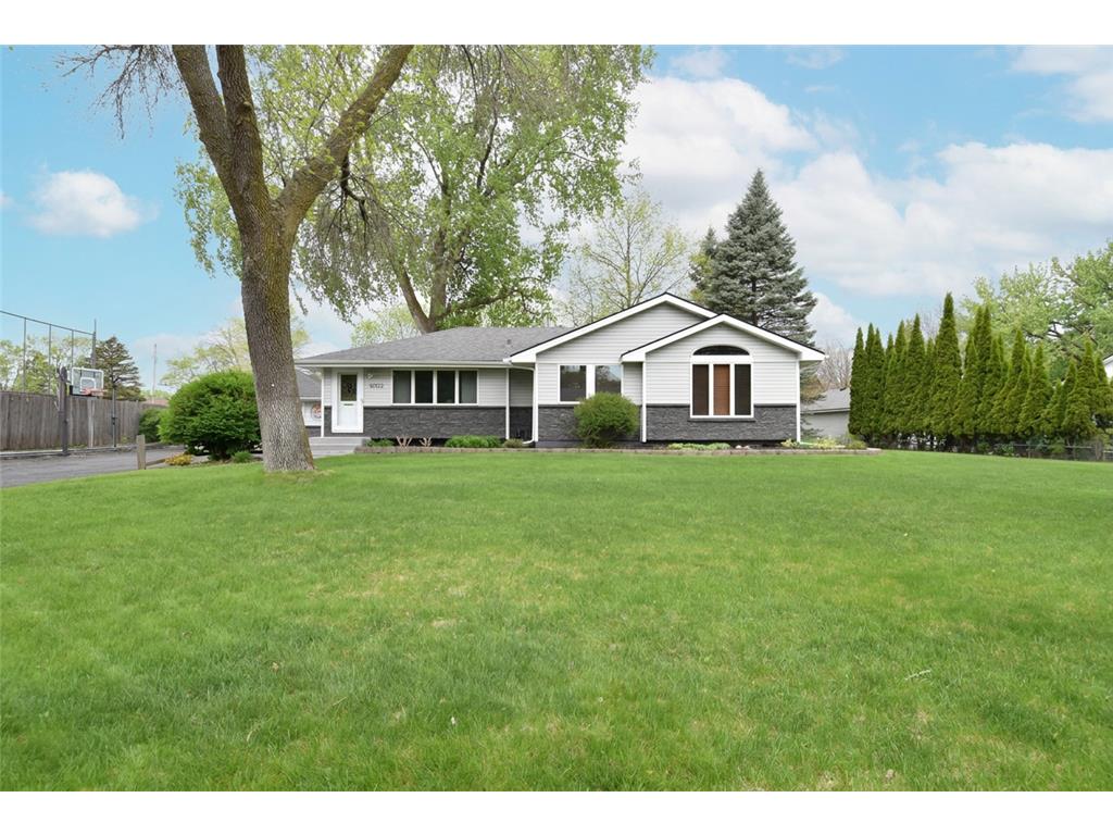 6312 Pierce Street NE Fridley MN 55432 7075471 image1