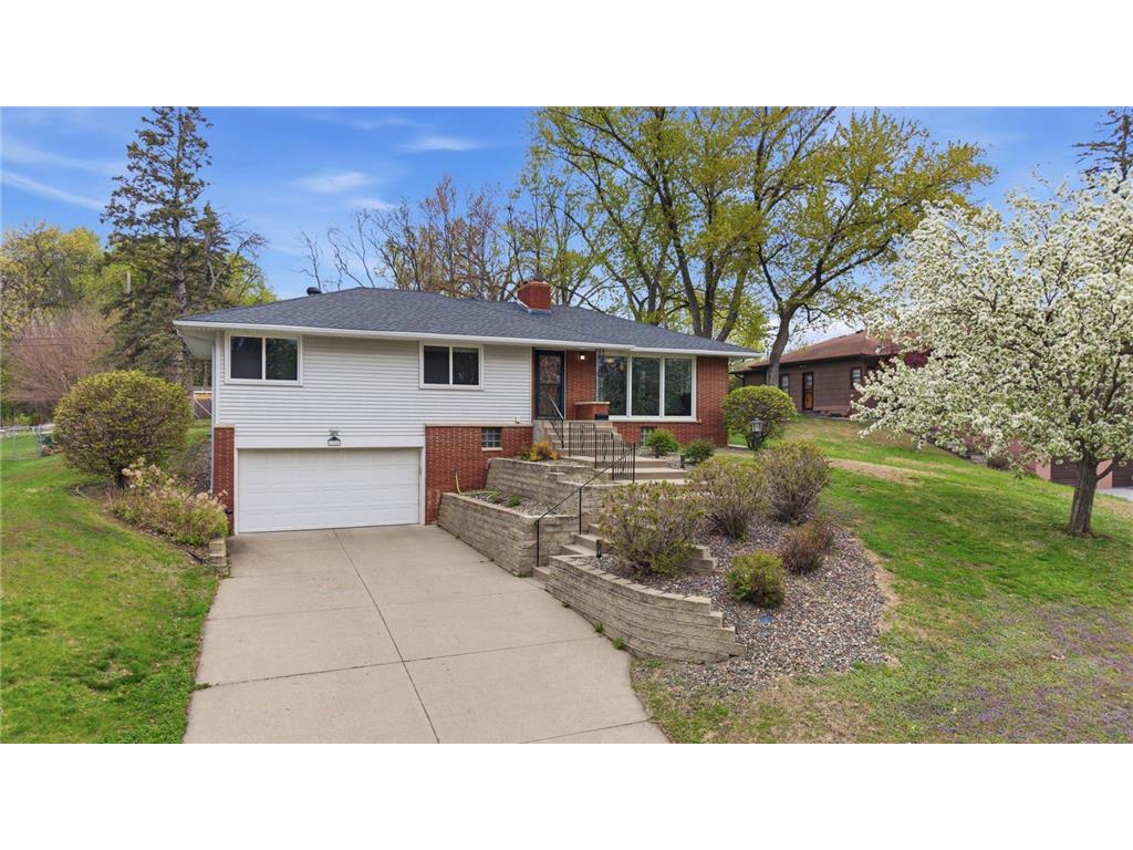 6316 40th Avenue N Crystal MN 55427 7080969 image1