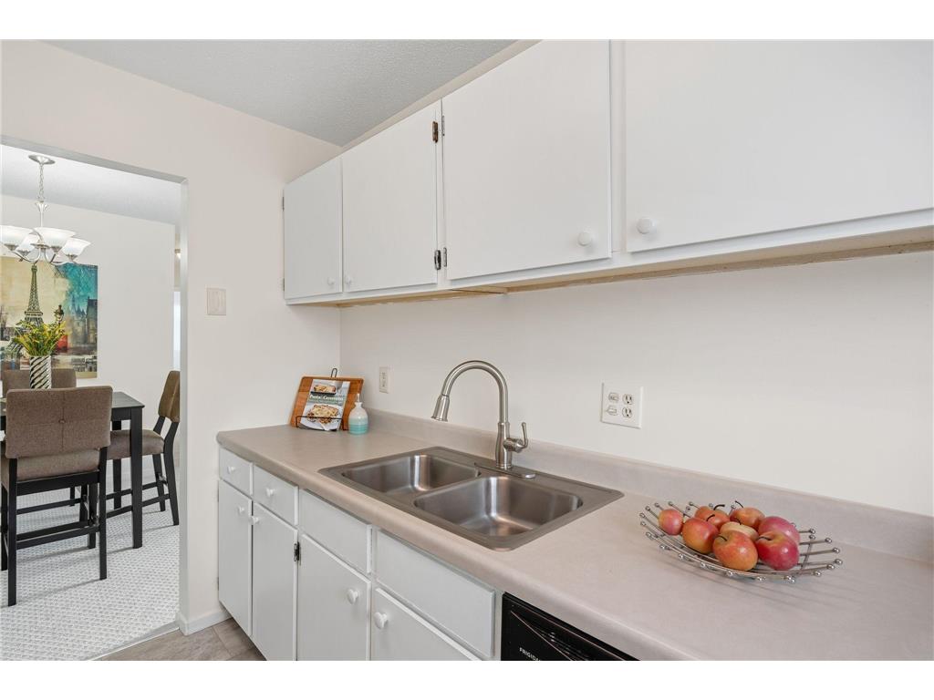 6317 83rd Court N Brooklyn Park MN 55445 7027165 image15