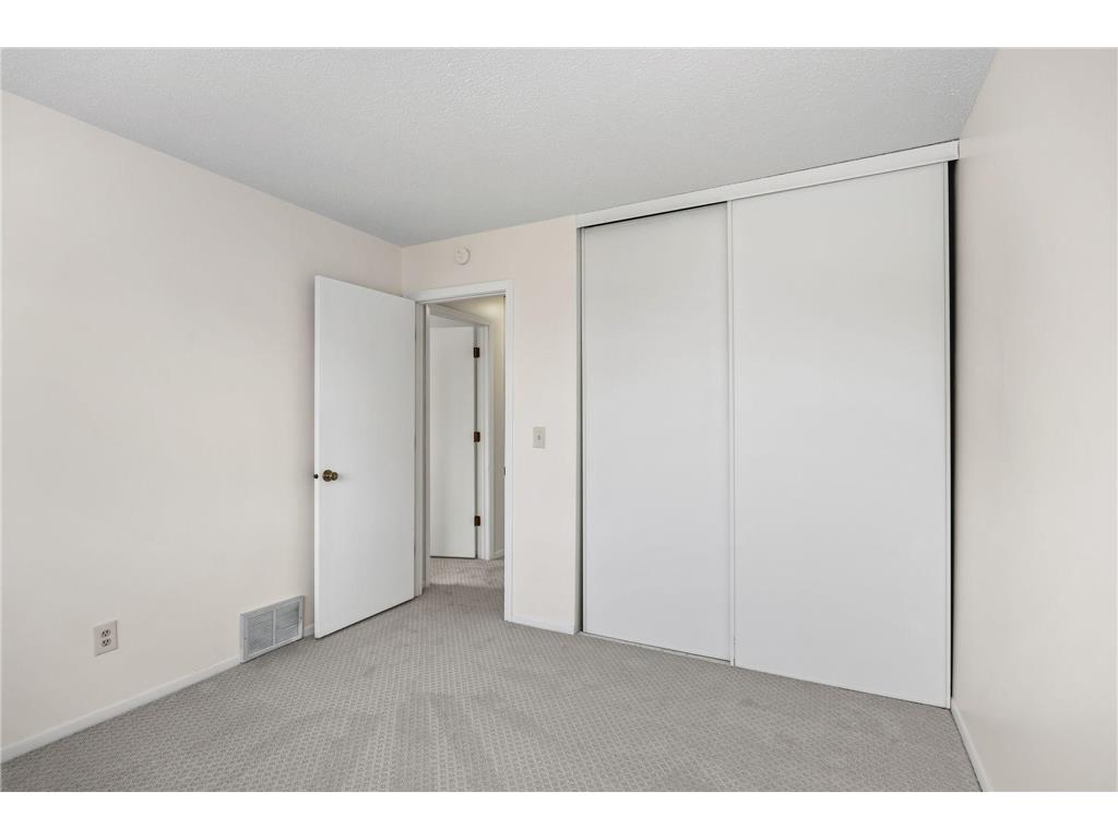 6317 83rd Court N Brooklyn Park MN 55445 7027165 image21