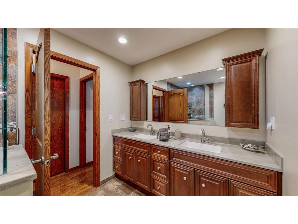 6317 Oak Meadow Lane NW Rochester MN 55901 7024340 image19