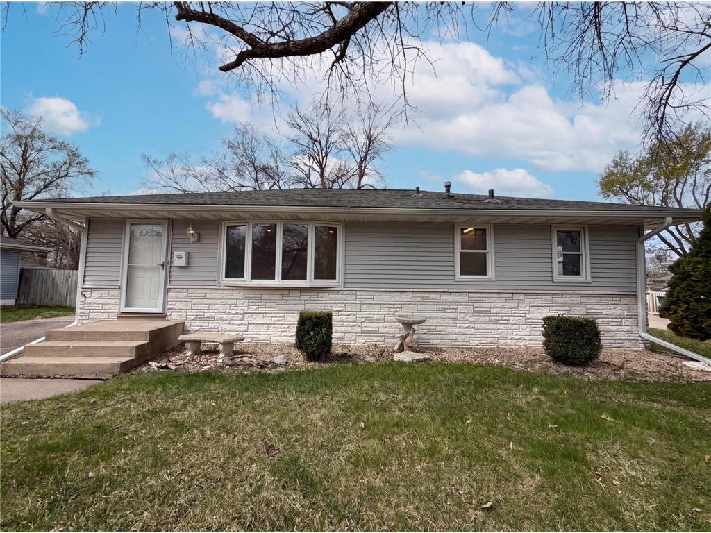6319 Perry Avenue N Brooklyn Center MN 55429 7061277 image1