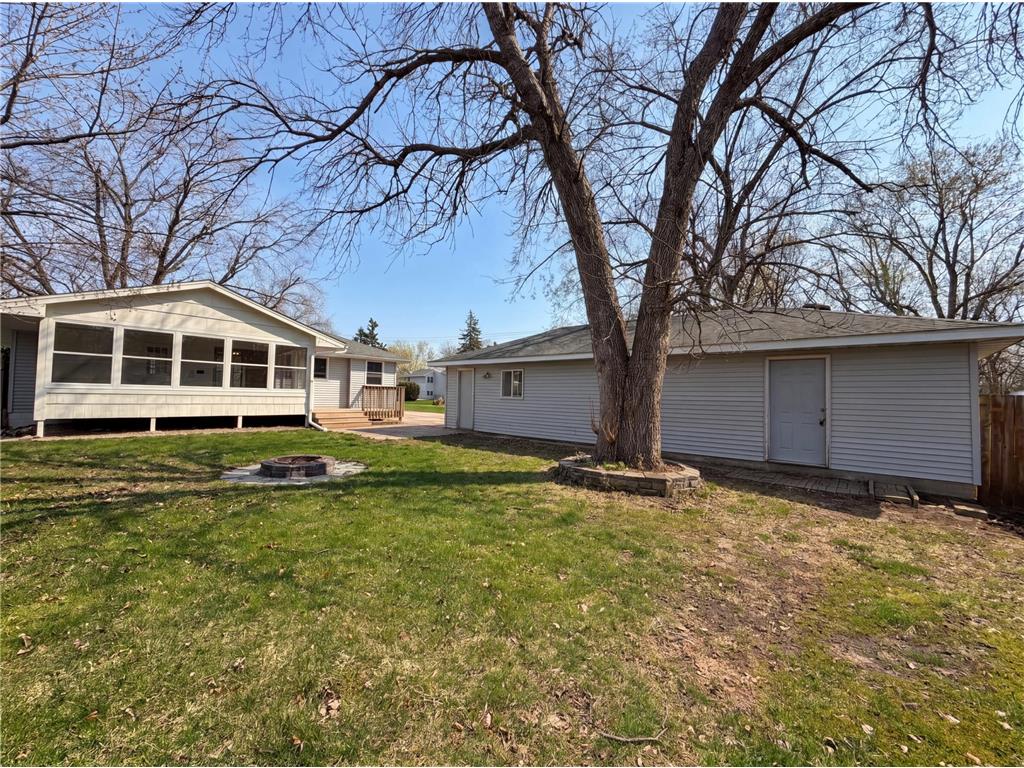 6319 Perry Avenue N Brooklyn Center MN 55429 7061277 image23