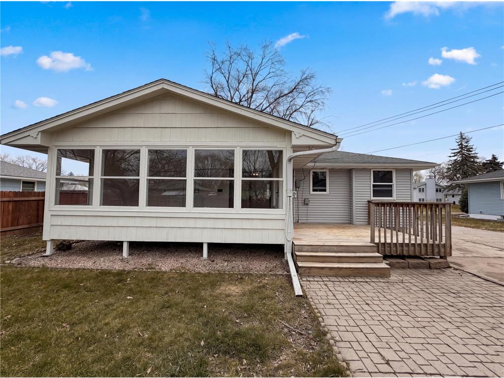 6319 Perry Avenue N Brooklyn Center MN 55429 7061277 image5