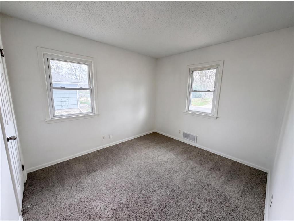 6319 Perry Avenue N Brooklyn Center MN 55429 7061277 image9