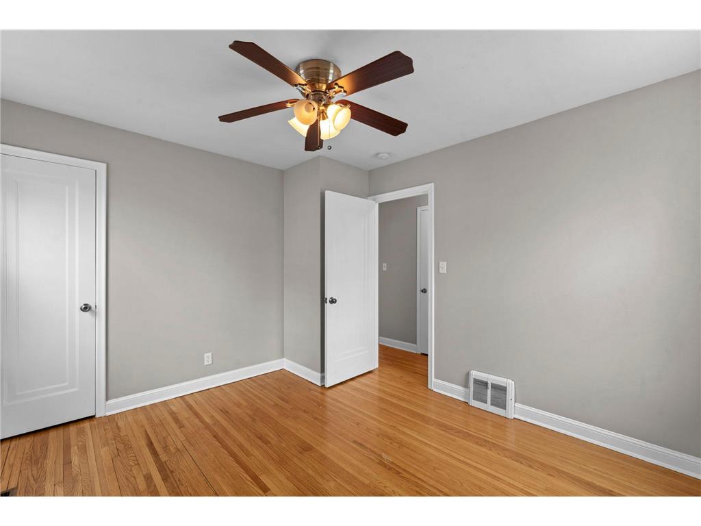 632 7th Avenue S Hopkins MN 55343 7082143 image16