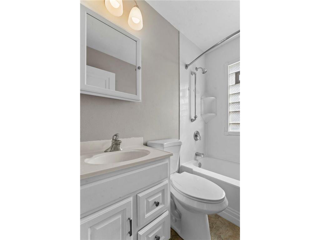 632 7th Avenue S Hopkins MN 55343 7082143 image17