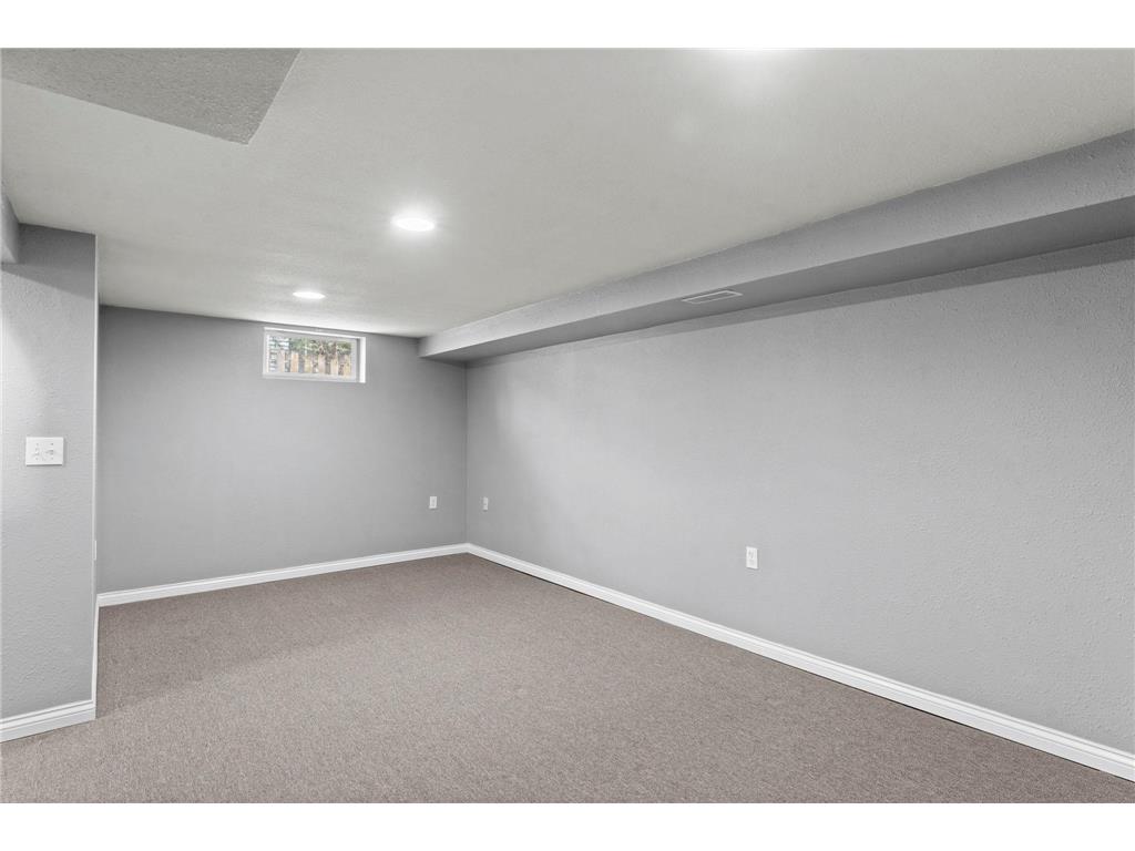 632 7th Avenue S Hopkins MN 55343 7082143 image24