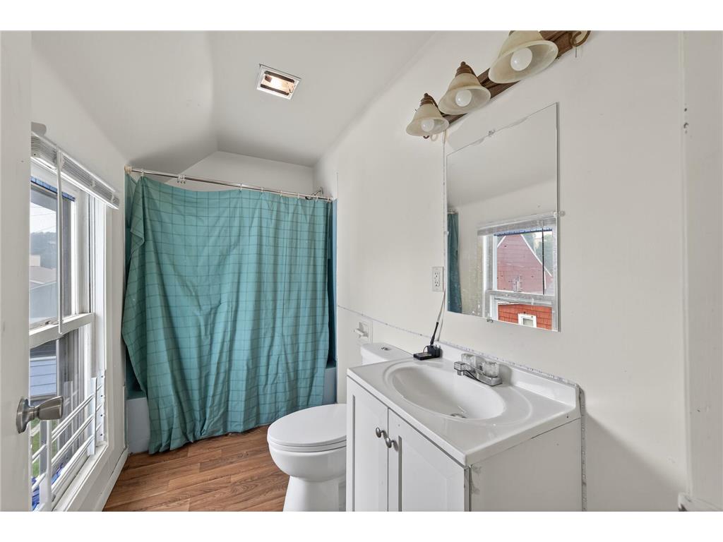 632 Blair Avenue Saint Paul MN 55104 7088681 image16