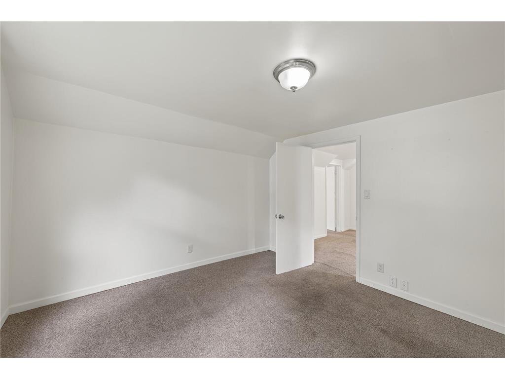 632 Blair Avenue Saint Paul MN 55104 7088681 image20