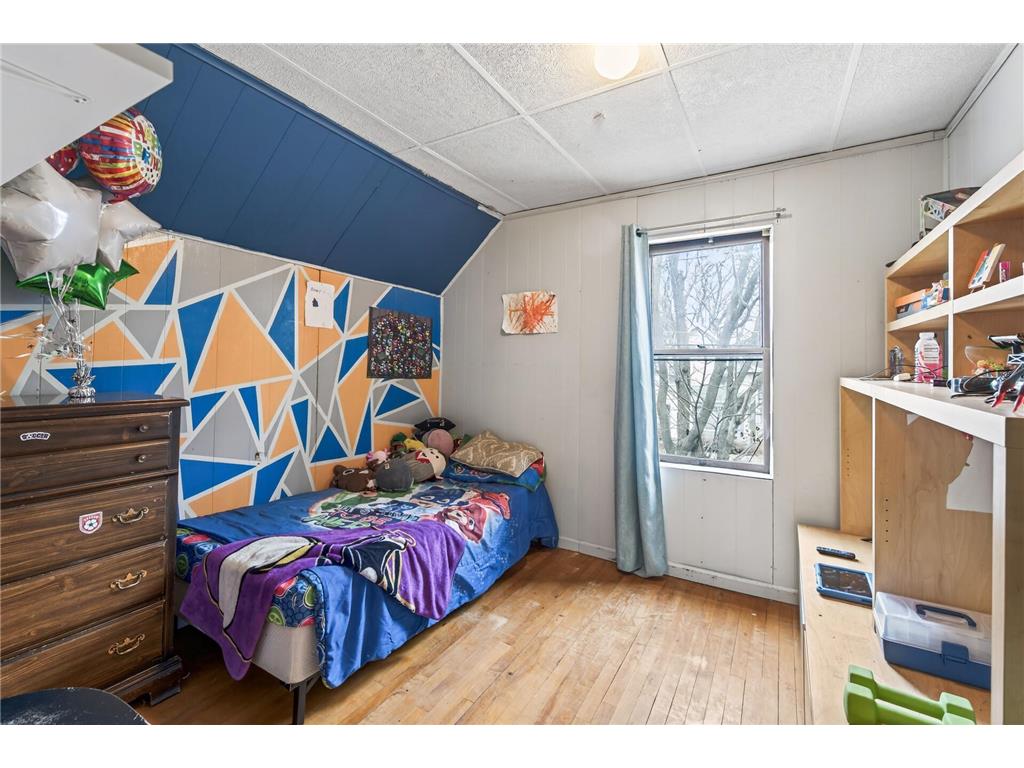 632 Manomin Avenue Saint Paul MN 55107 7049382 image16