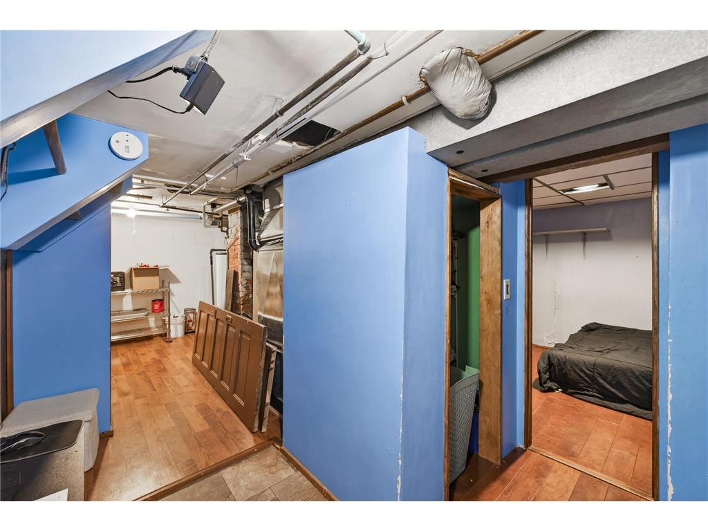 632 Manomin Avenue Saint Paul MN 55107 7049382 image24