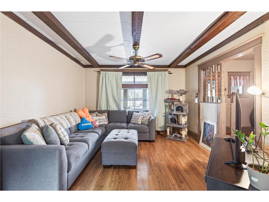 632 Manomin Avenue Saint Paul MN 55107 7049382 image4