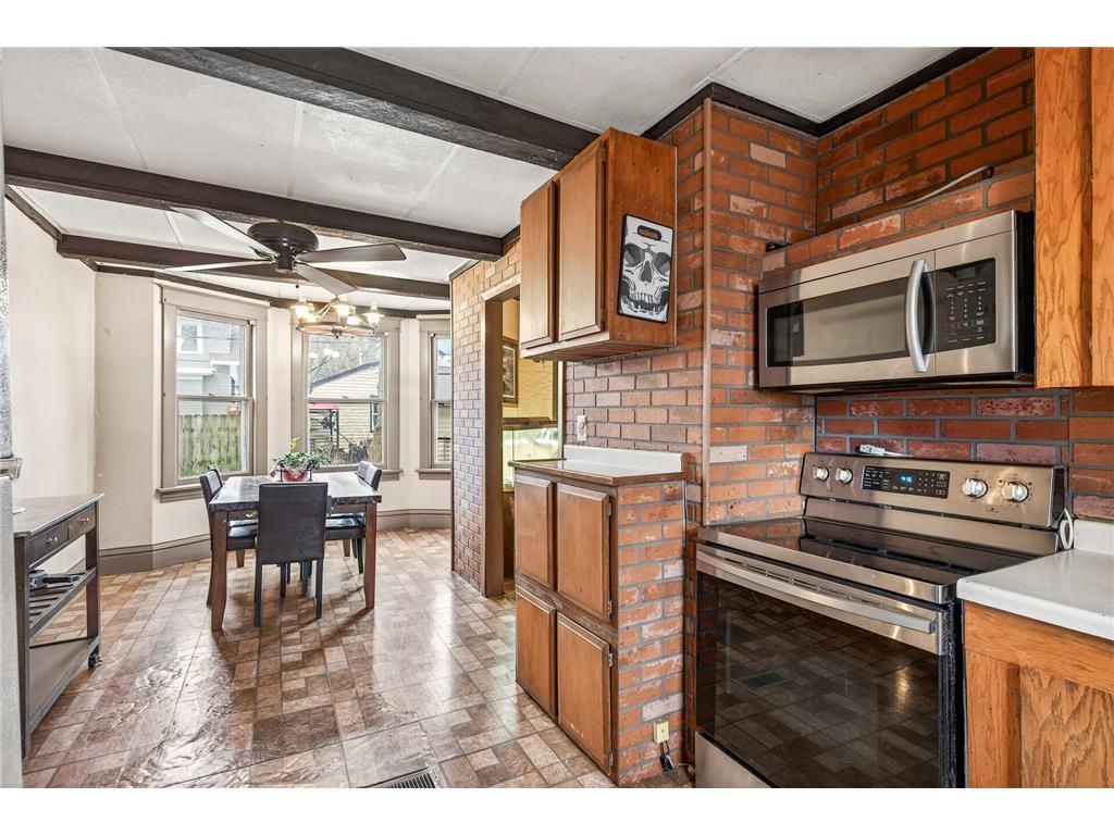 632 Manomin Avenue Saint Paul MN 55107 7049382 image9