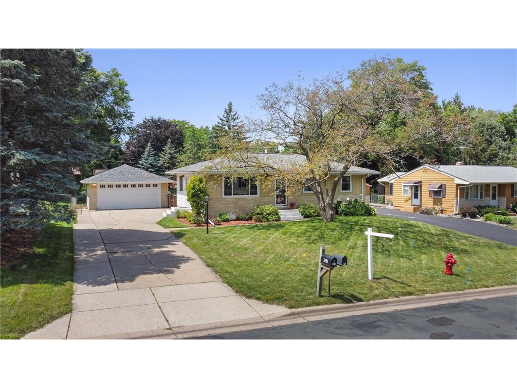 632 Martha Lane Woodbury MN 55125 6570502 image1