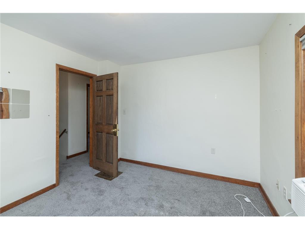 632 Smith Avenue S Saint Paul MN 55107 7043423 image14