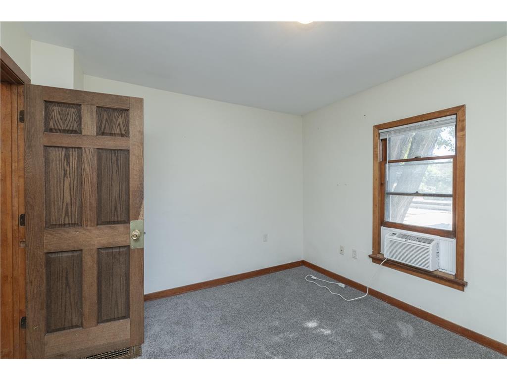 632 Smith Avenue S Saint Paul MN 55107 7043423 image16