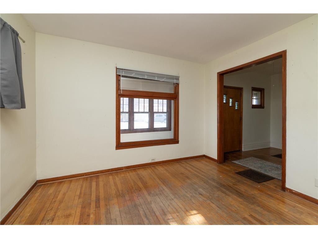 632 Smith Avenue S Saint Paul MN 55107 7043423 image4