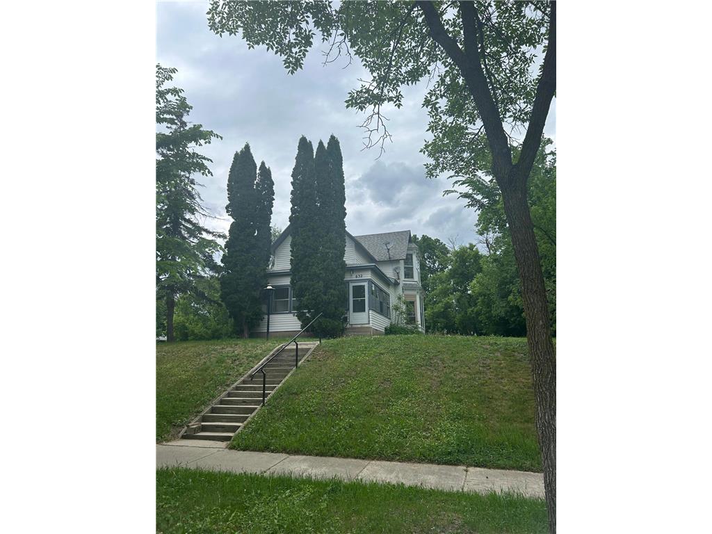 632 W Cavour Avenue Fergus Falls MN 56537 7086702 image1