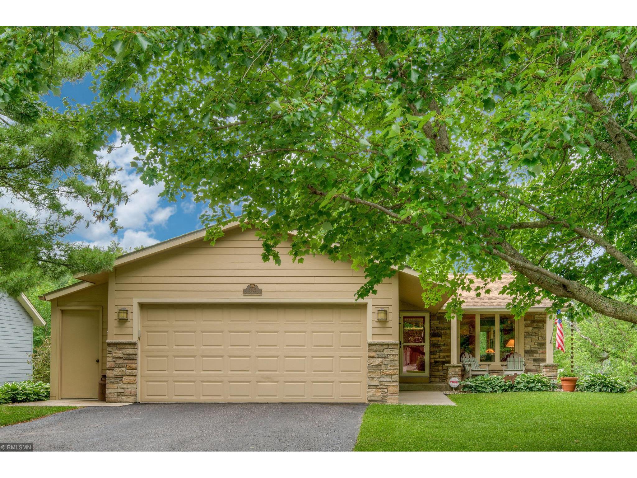 6321 Whispering Oaks Drive, Eden Prairie, MN 55346 MLS 5620292 Edina Realty