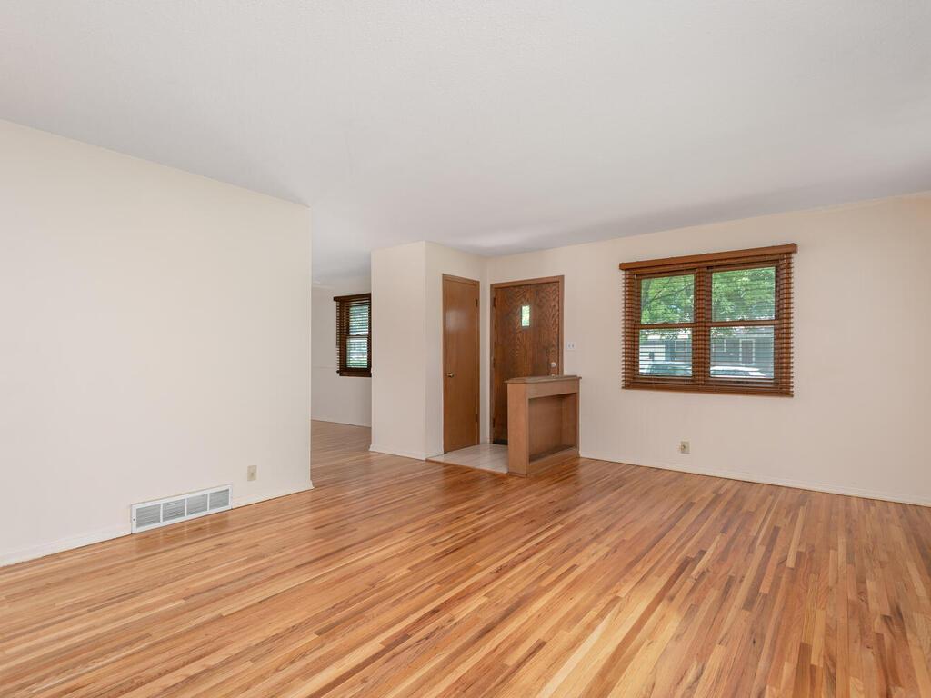 6321 Wilryan Avenue Edina MN 55439 7052216 image4