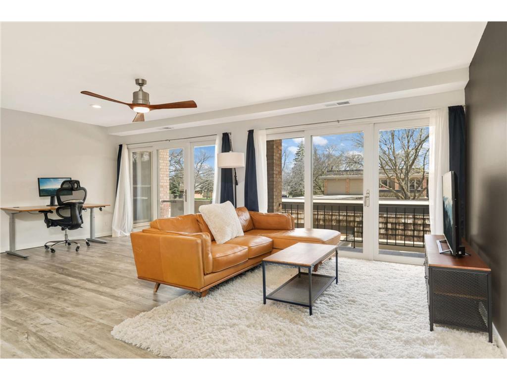 6324 Barrie Road #2B Edina MN 55435 6521816 image1