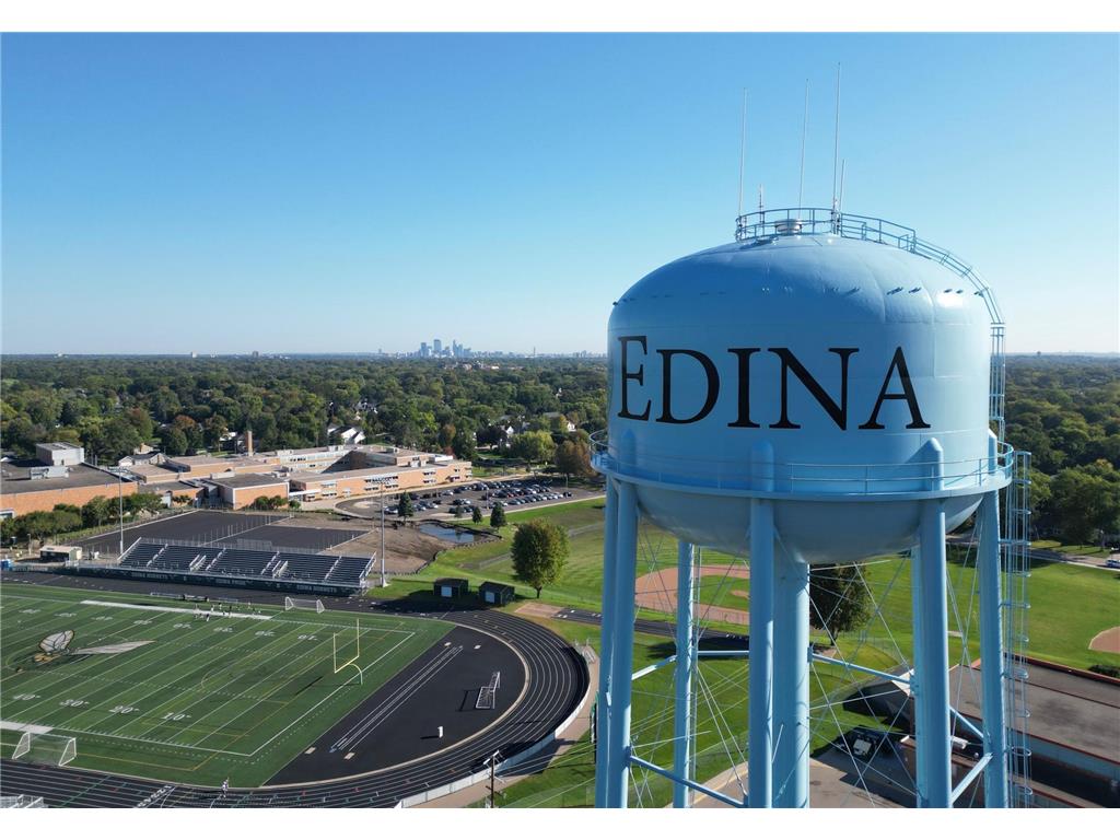 6324 Mildred Avenue Edina MN 55439 7031873 image3