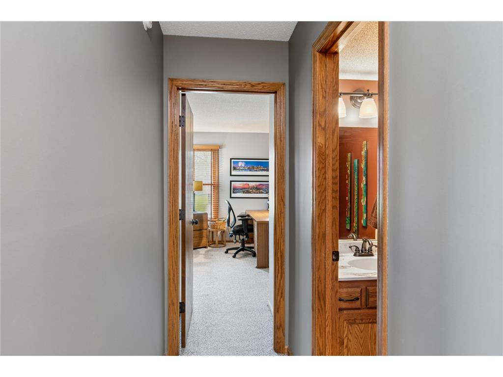 6325 Kalen Drive Woodbury MN 55129 7068662 image17