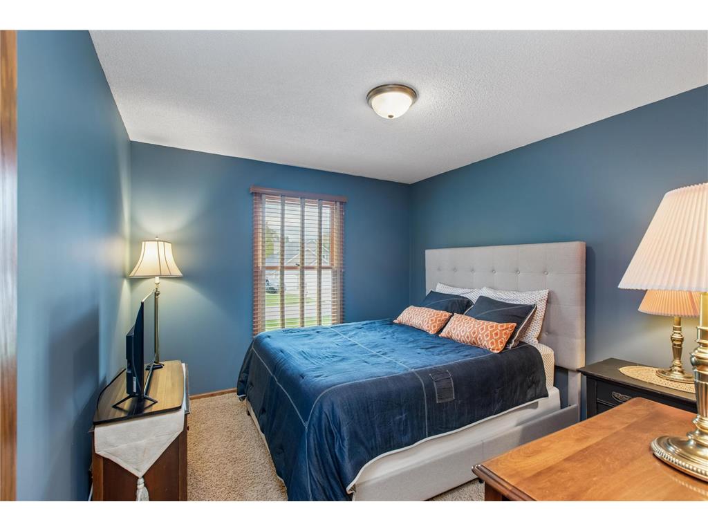 6325 Kalen Drive Woodbury MN 55129 7068662 image24