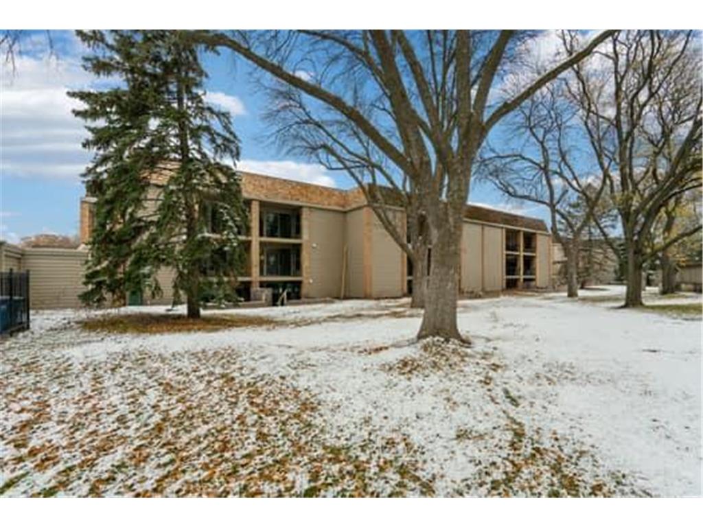 6328 Barrie Road #1L Edina MN 55435 6464957 image1
