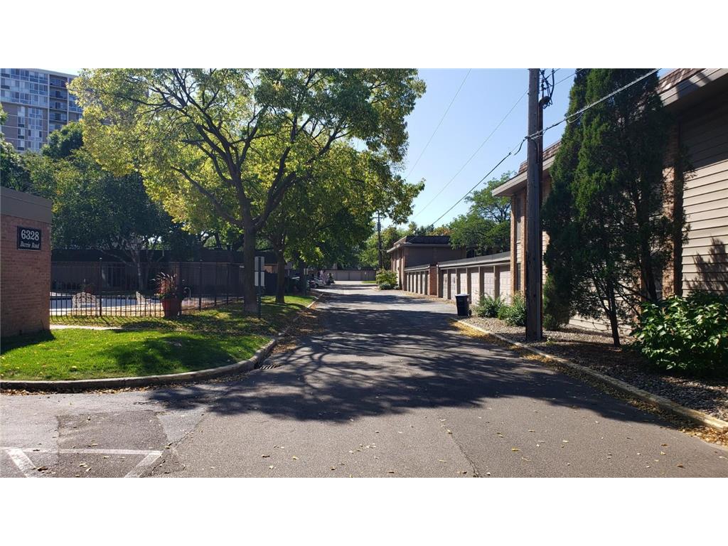 6328 Barrie Road #2F Edina MN 55435 7027459 image23