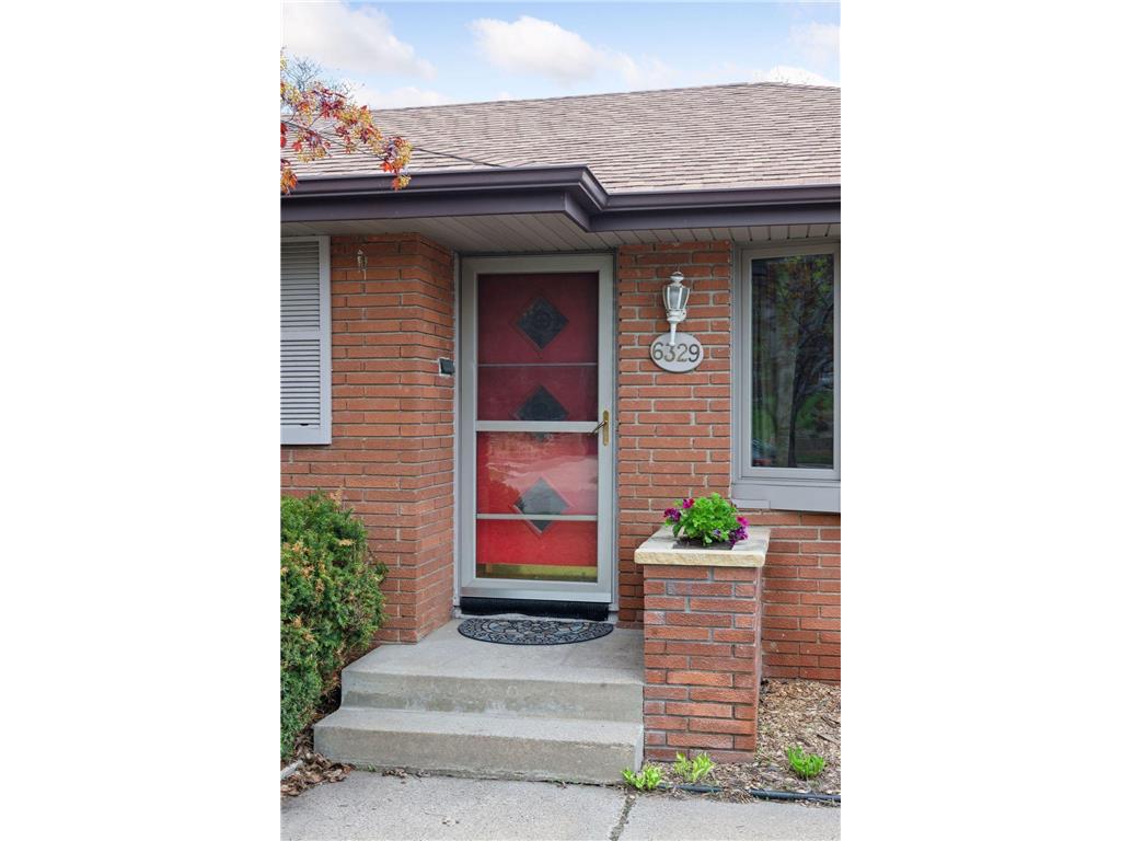 6329 Thomas Avenue S Richfield MN 55423 6368050 image1