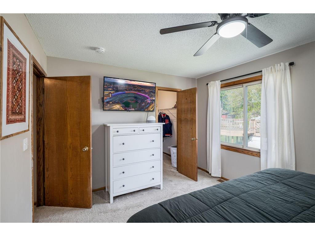 633 108th Avenue NW Coon Rapids MN 55448 7069496 image17