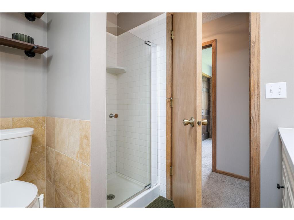 633 108th Avenue NW Coon Rapids MN 55448 7069496 image24