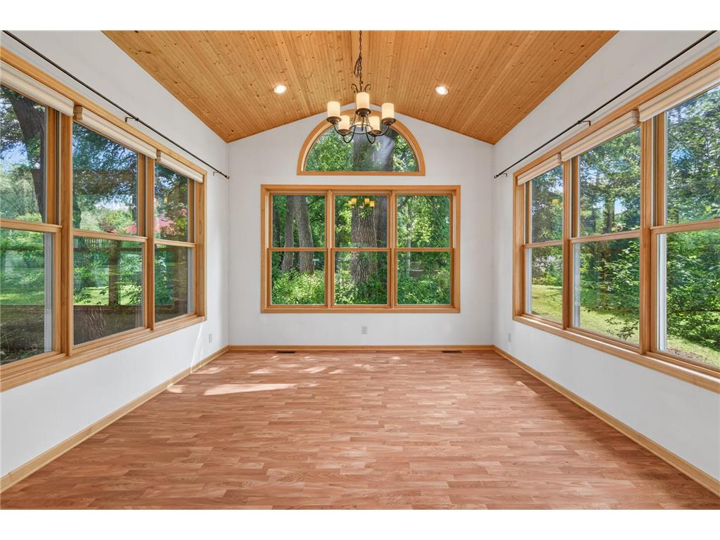 633 Burlington Road Saint Paul MN 55119 7107314 image20