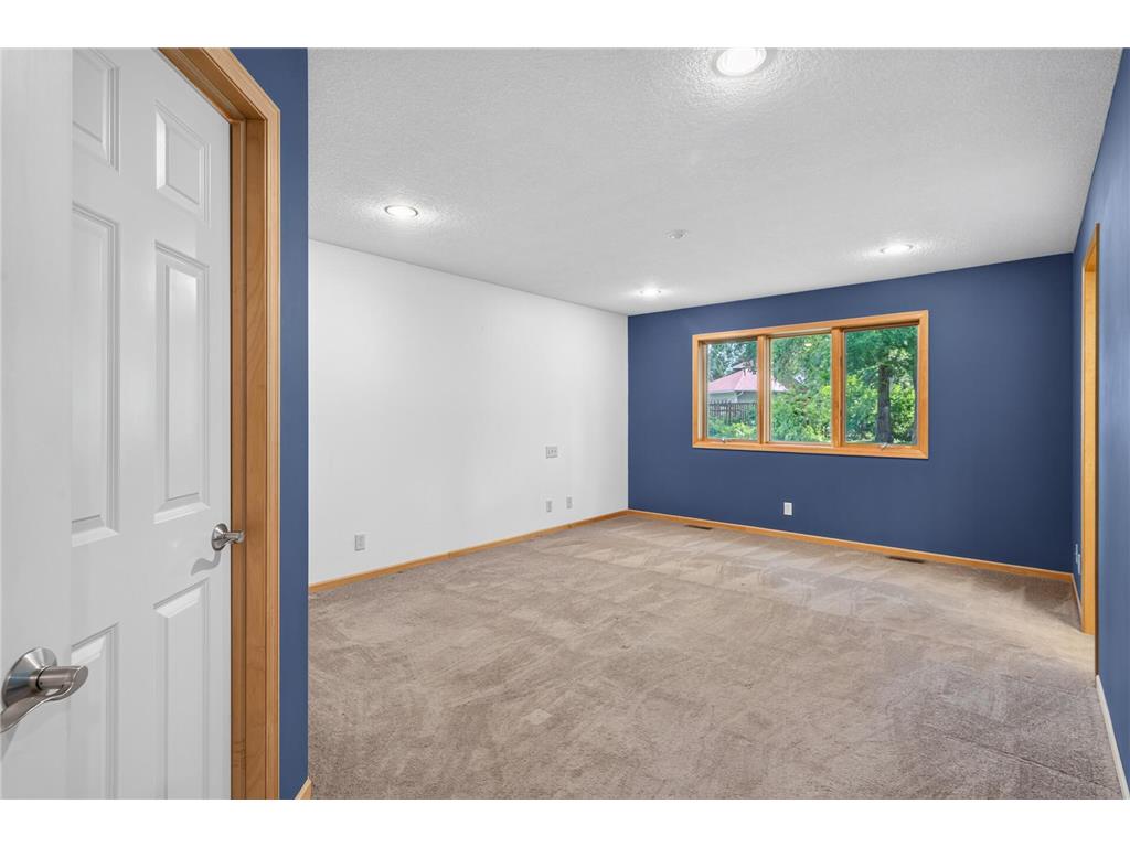 633 Burlington Road Saint Paul MN 55119 7107314 image23