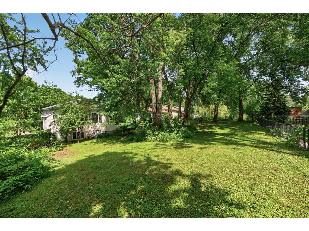 633 Burlington Road Saint Paul MN 55119 7107314 image44