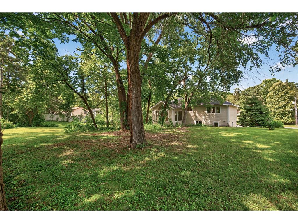 633 Burlington Road Saint Paul MN 55119 7107314 image46