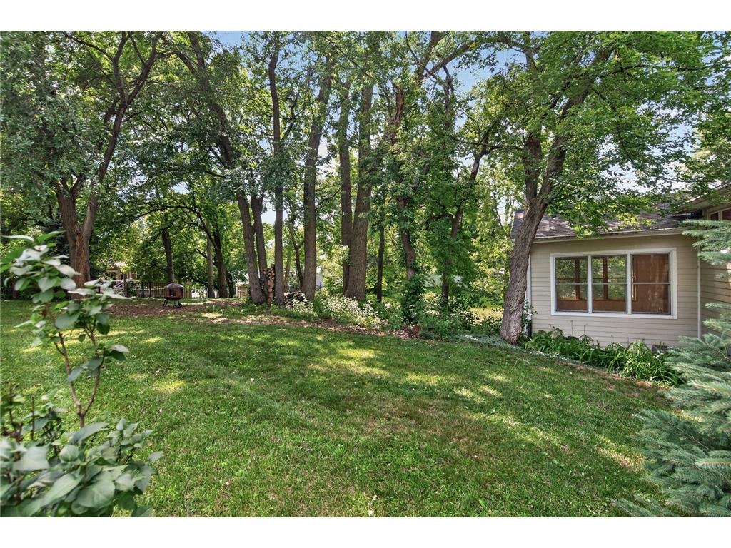 633 Burlington Road Saint Paul MN 55119 7107314 image48
