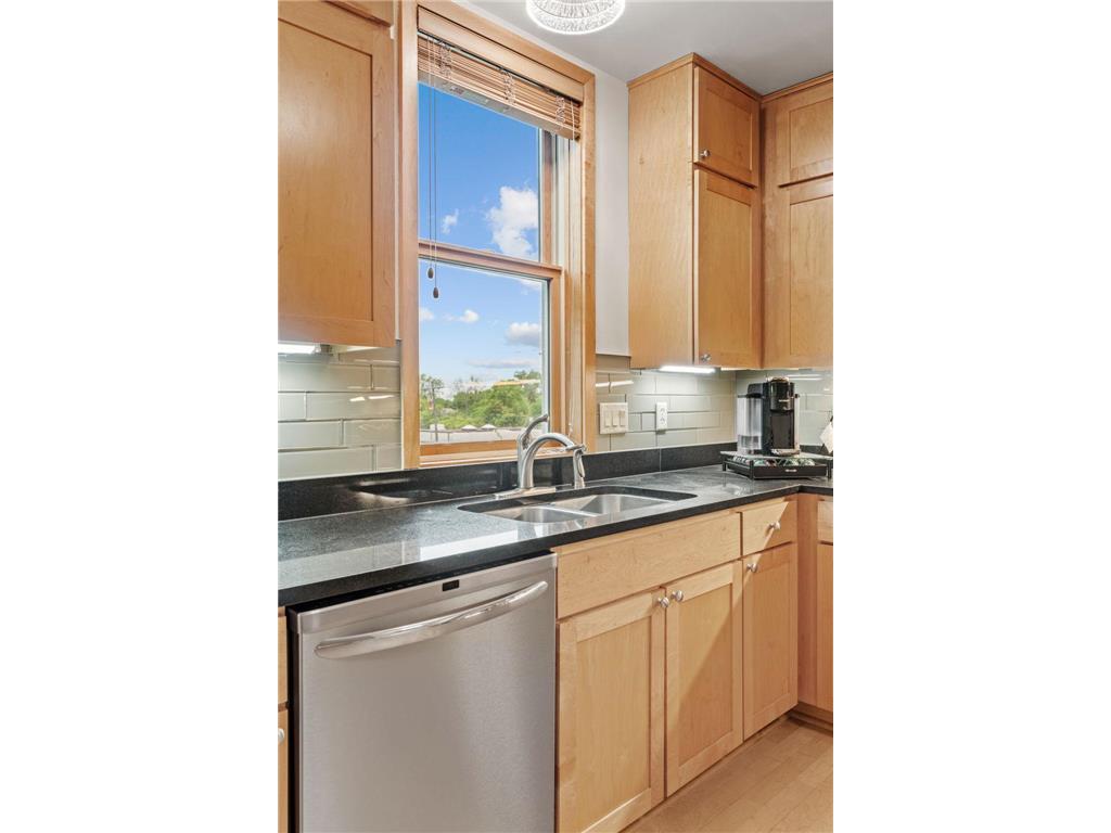 633 Dayton Avenue #8 Saint Paul MN 55104 7081734 image21