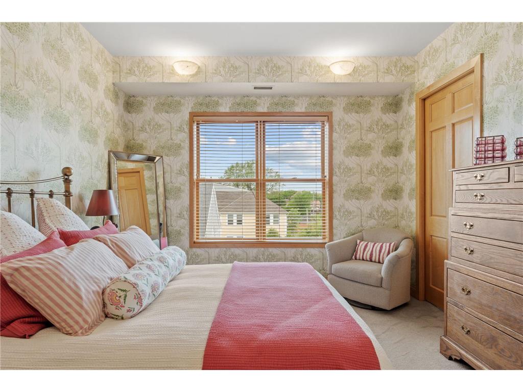 633 Dayton Avenue #8 Saint Paul MN 55104 7081734 image29