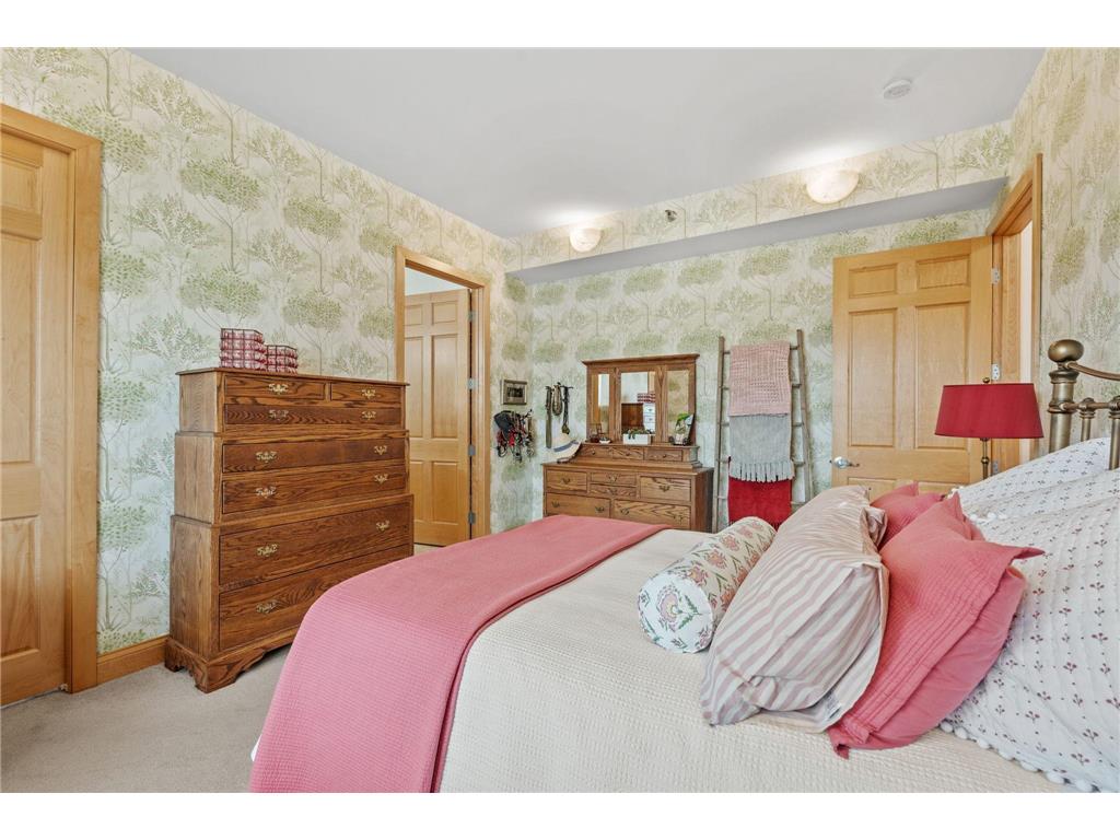 633 Dayton Avenue #8 Saint Paul MN 55104 7081734 image30