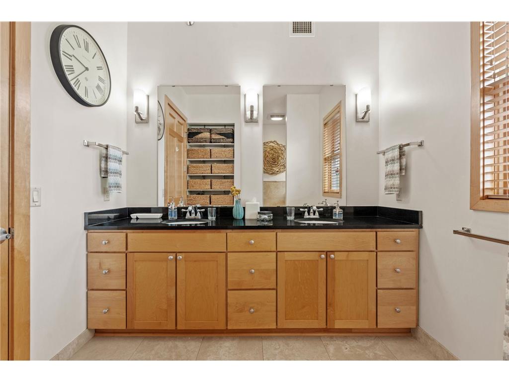 633 Dayton Avenue #8 Saint Paul MN 55104 7081734 image35